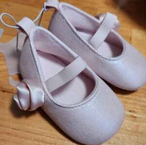 NWT baby flats